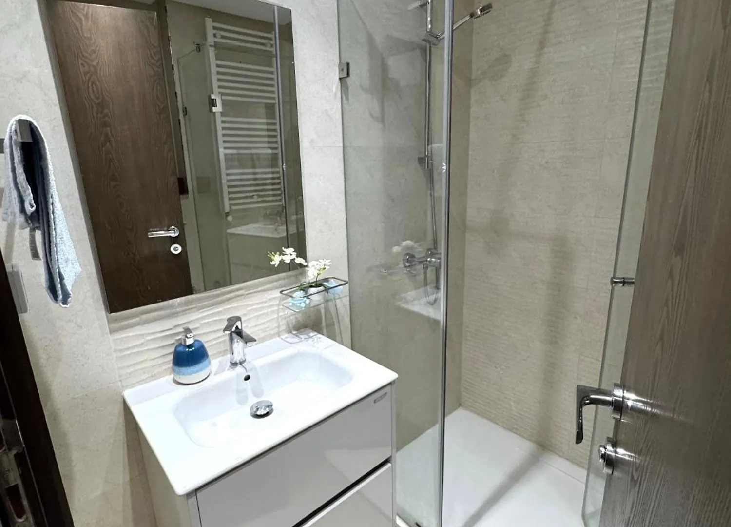 Appartement Spacieux Haut Standing Avec Suite Parentale- Ain Zaghouen Tunis
